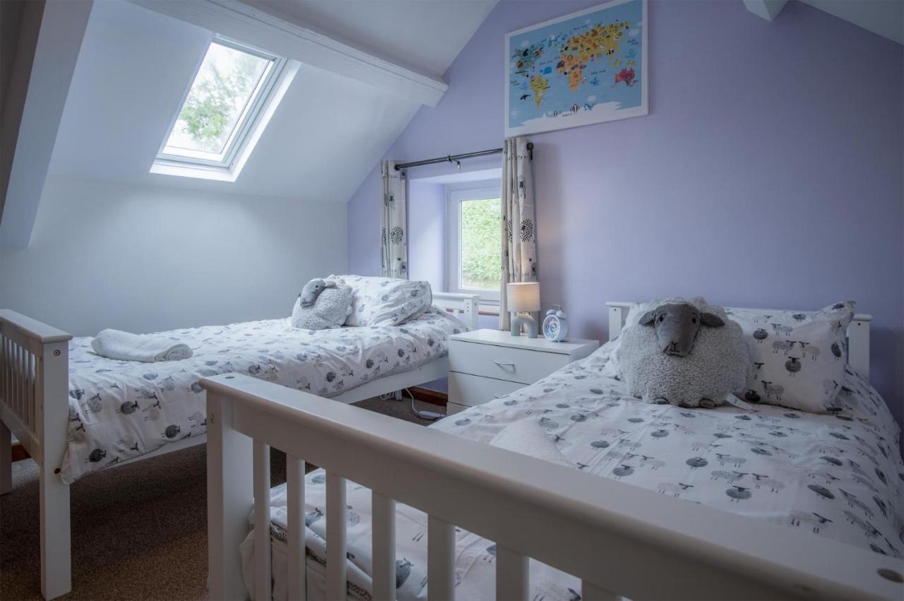 Tucking Mill - 3 Bedroom Holiday Home - Stepaside Stepaside  Exterior foto