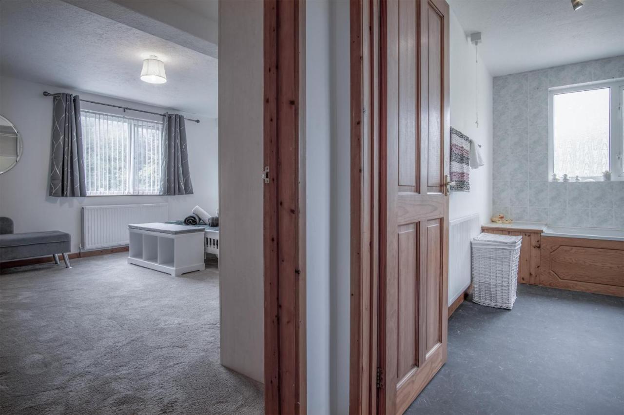 Tucking Mill - 3 Bedroom Holiday Home - Stepaside Stepaside  Exterior foto