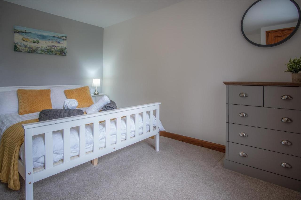 Tucking Mill - 3 Bedroom Holiday Home - Stepaside Stepaside  Exterior foto