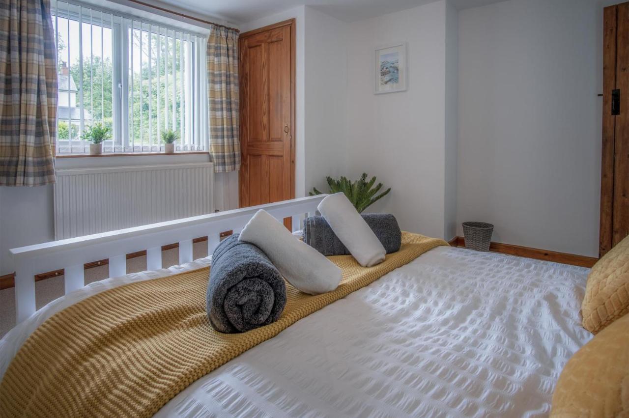 Tucking Mill - 3 Bedroom Holiday Home - Stepaside Stepaside  Exterior foto