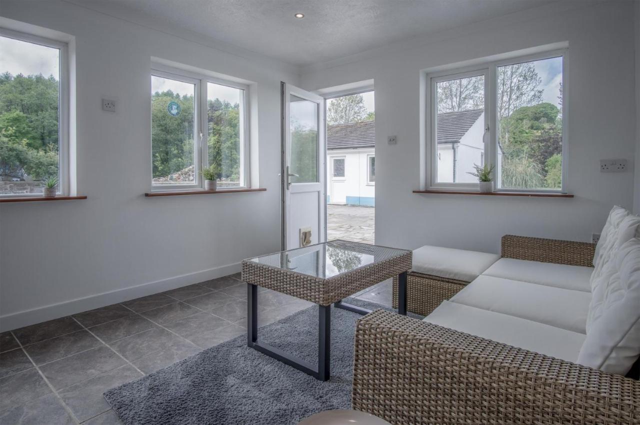 Tucking Mill - 3 Bedroom Holiday Home - Stepaside Stepaside  Exterior foto